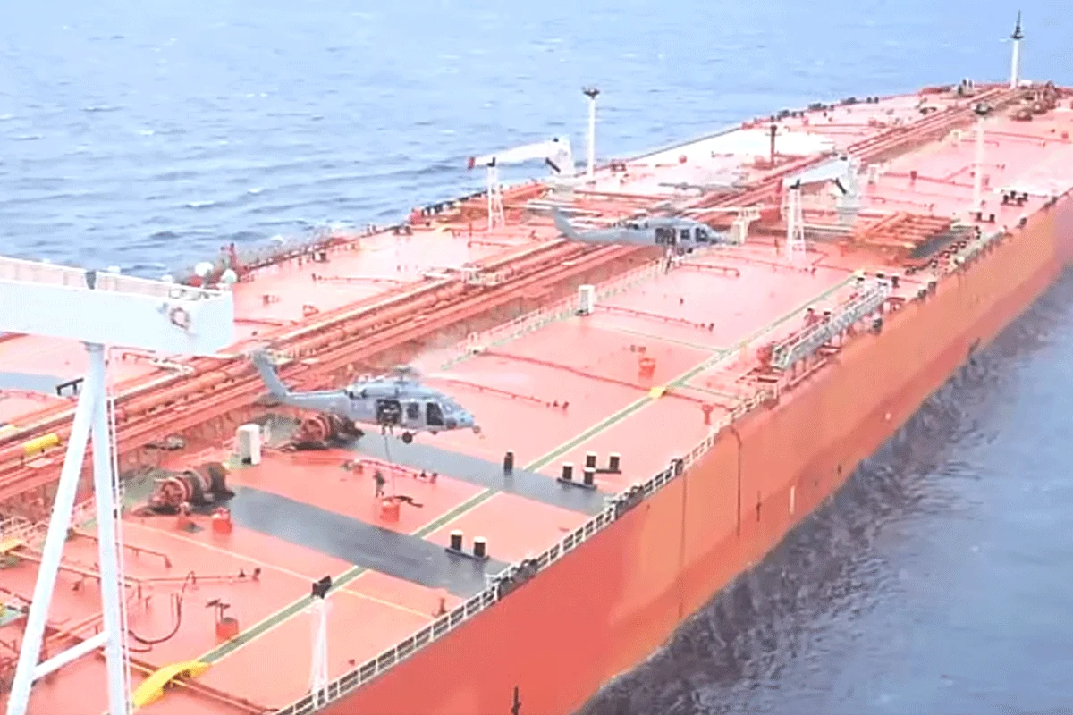 ভারত মহাসাগরে ইরানের তেলবাহী ট্যাংকারে মার্কিন সেনাদের অভিযান